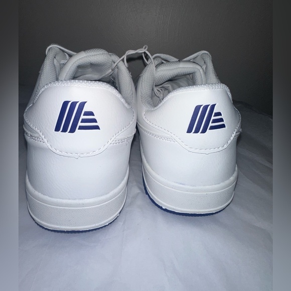 ALDI White Sneakers Size 10 - Picture 2 of 6